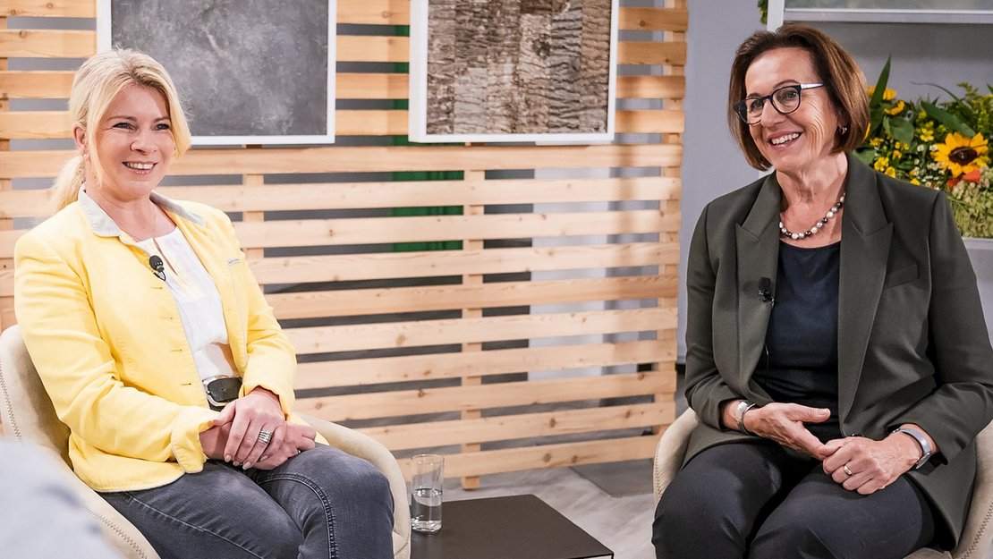 Interviewsituation Irene Neumann-Hartberger und Theresia Meier
