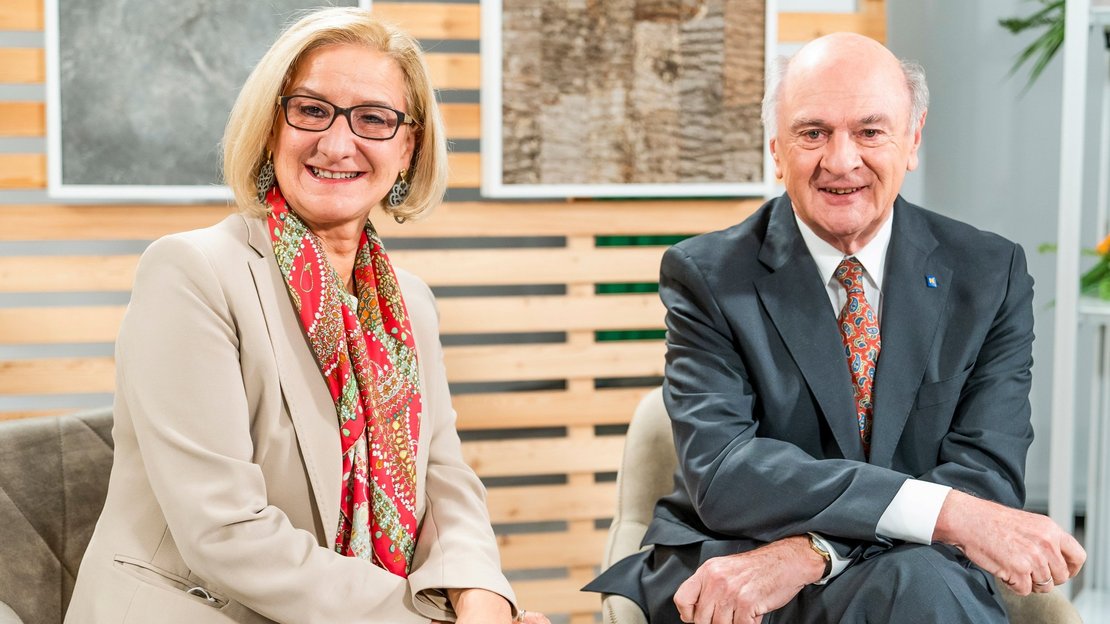Interviewsituation Johanna Mikl-Leitner und Erwin Pröll